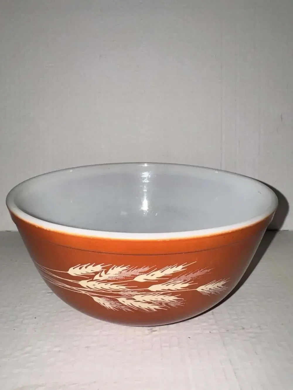 Vintage Pyrex #403 Autumn Harvest Wheat Mixing Bowl 2.5 Qt Rust Orange USA